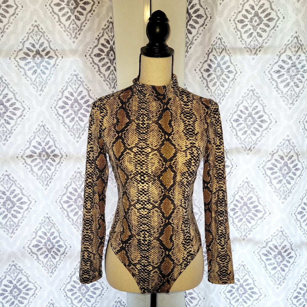 Snake print Bodysuit